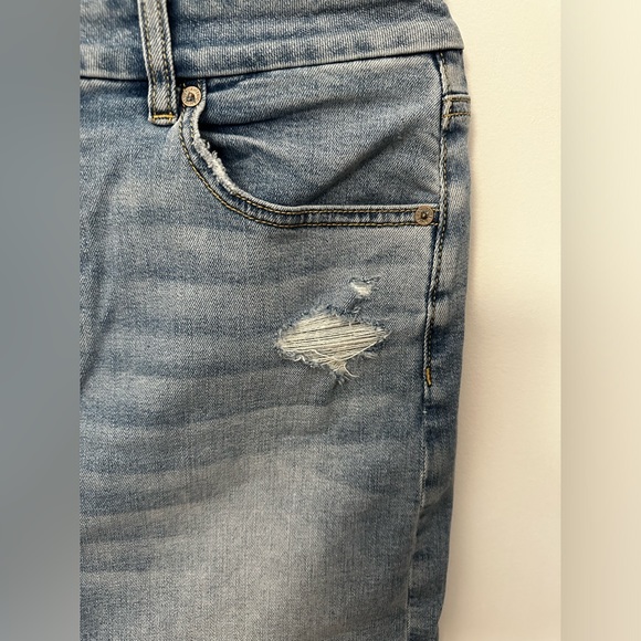 AMERICAN EAGLE  Distressed Mini Jeans Skirt - Size US 12 LONG - Picture 6 of 9